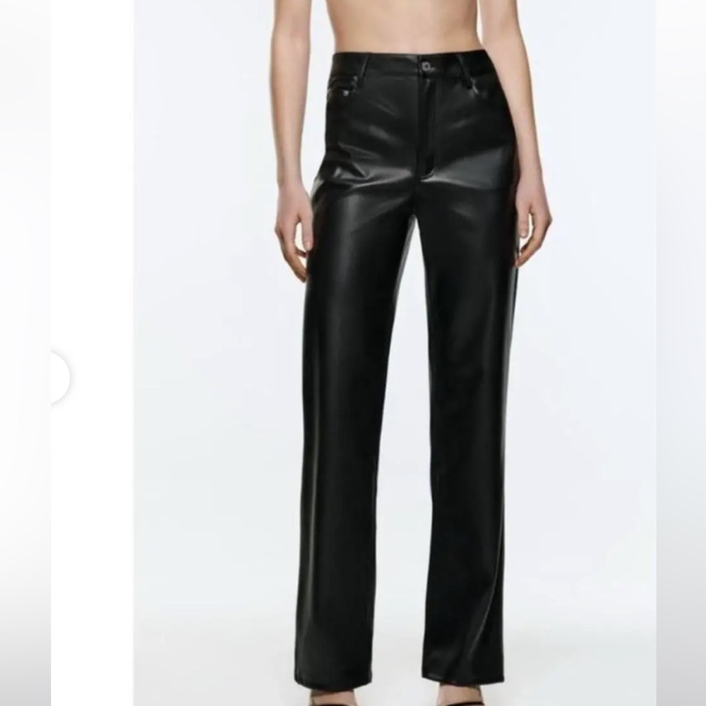 Zara faux leather high rise mom pant, black size 0 Brand New
